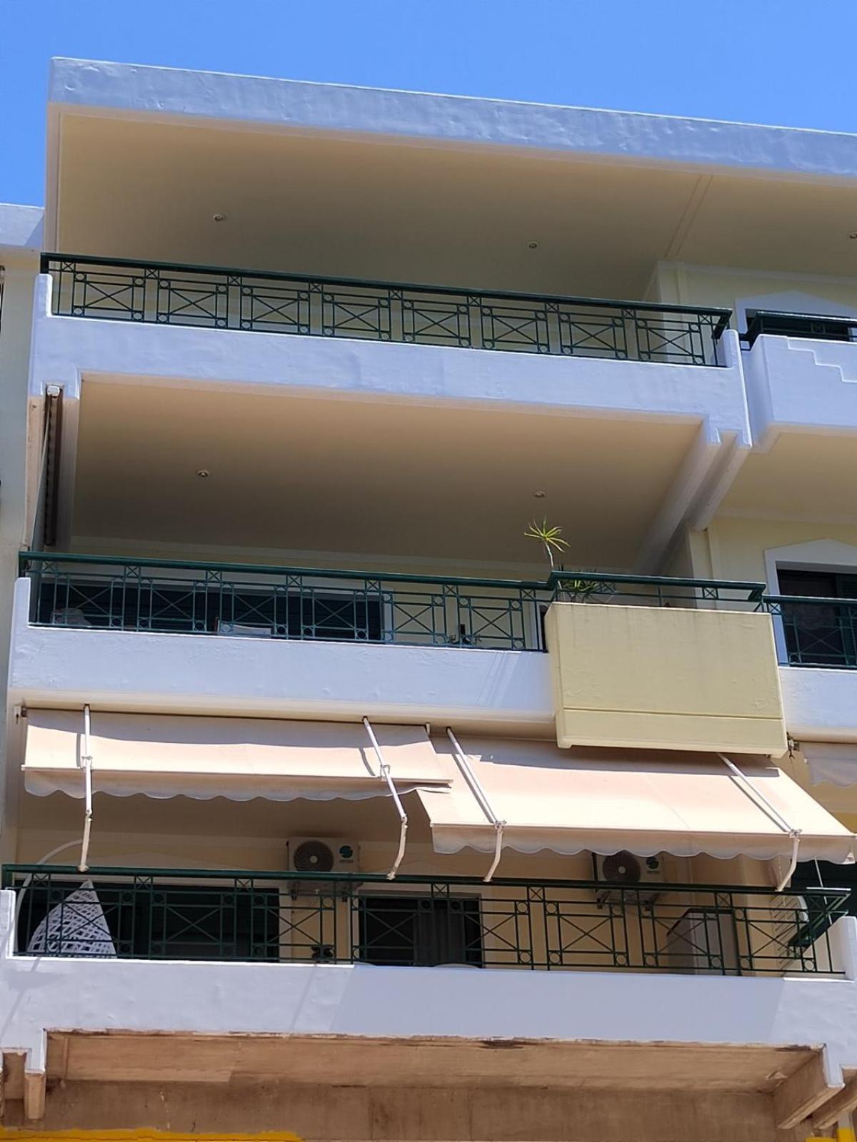 The Cozy Seaside Apartment Nafpaktos Extérieur photo